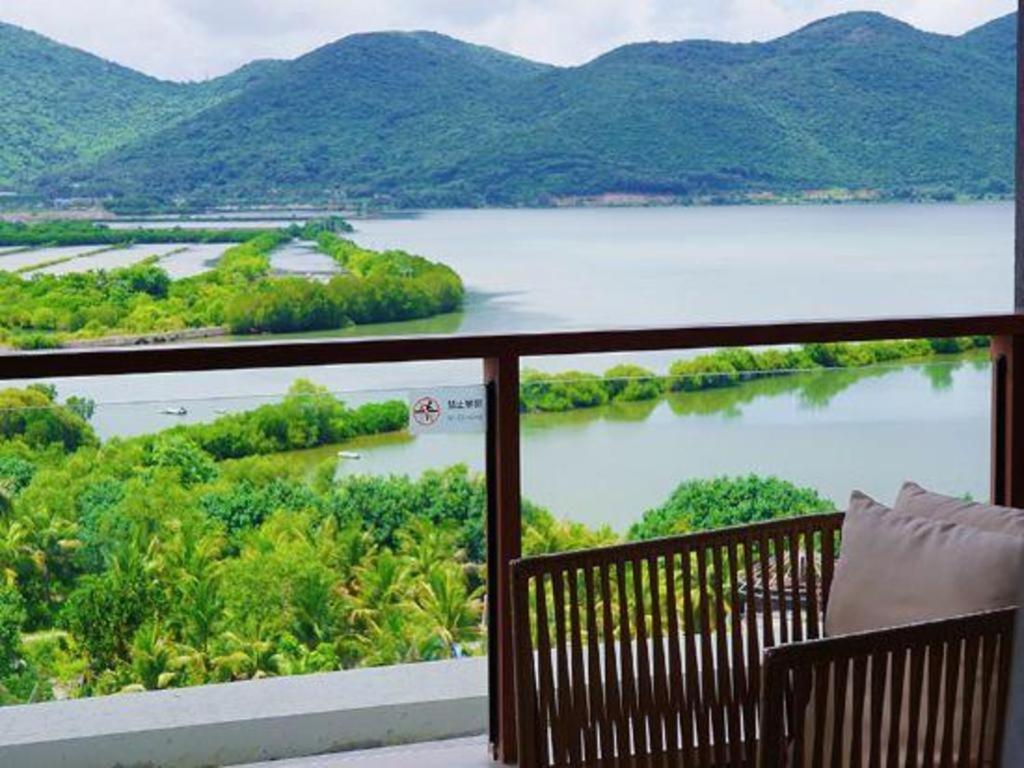 Narada Resort Hotel Sanya Pleasant Bay Екстериор снимка