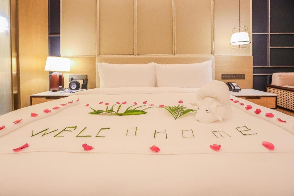 Narada Resort Hotel Sanya Pleasant Bay Екстериор снимка