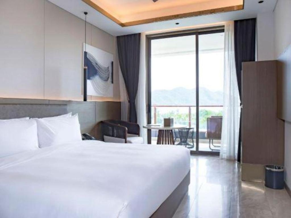 Narada Resort Hotel Sanya Pleasant Bay Екстериор снимка